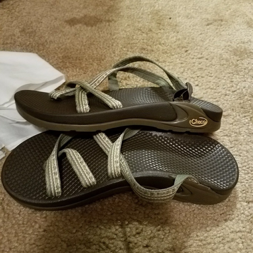 Womens chacos